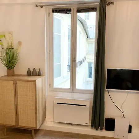 Cosy In Montorgueil Apartment